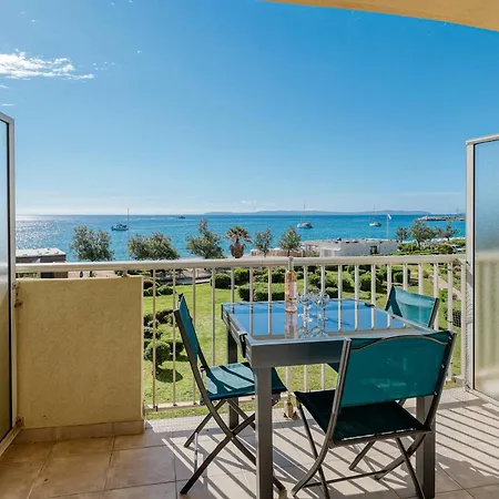 Climatisé, Vue - 4 Pers. - Fr-1-816-44 Le Lavandou
